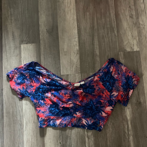 Roxy floral chain crop top - Picture 3 of 4